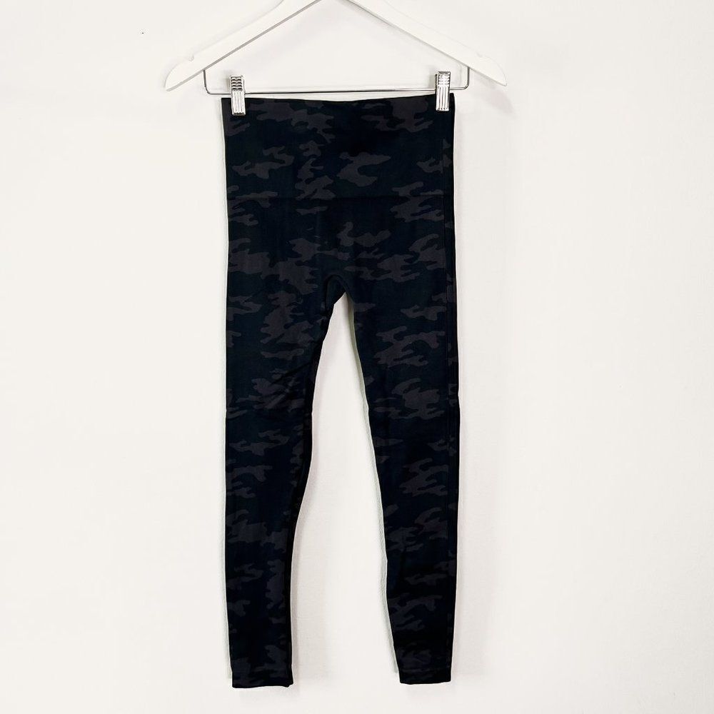 Spanx Look At Me Now Seamless High Waisted Camo Leggings - Picture 2 of 5